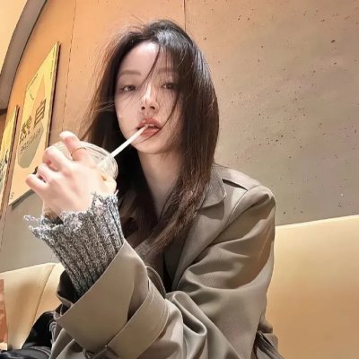 她不见了